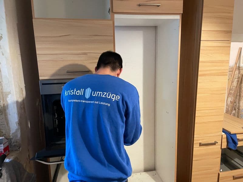 user-upload/business/work-media/g3rj8uba3dg2vxod78zqj9_kristall-umzuege.jpeg